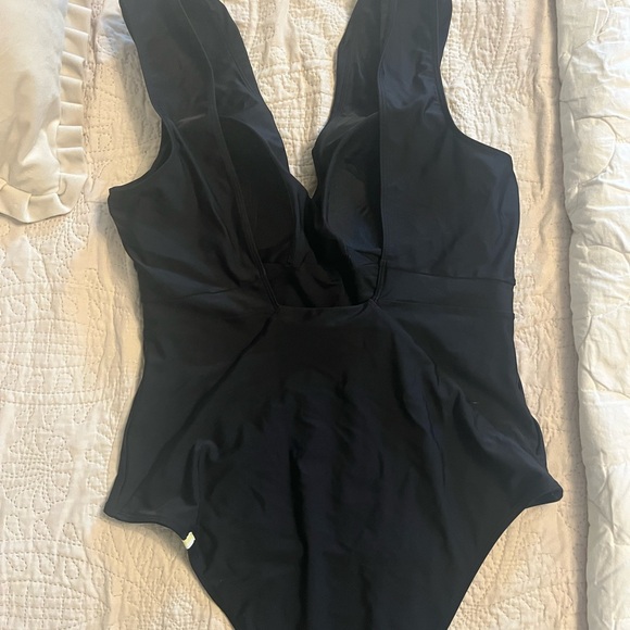 Summersalt swimsuit and swim skirt. - Picture 6 of 10